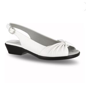 Easy Street Fantasia Sandals